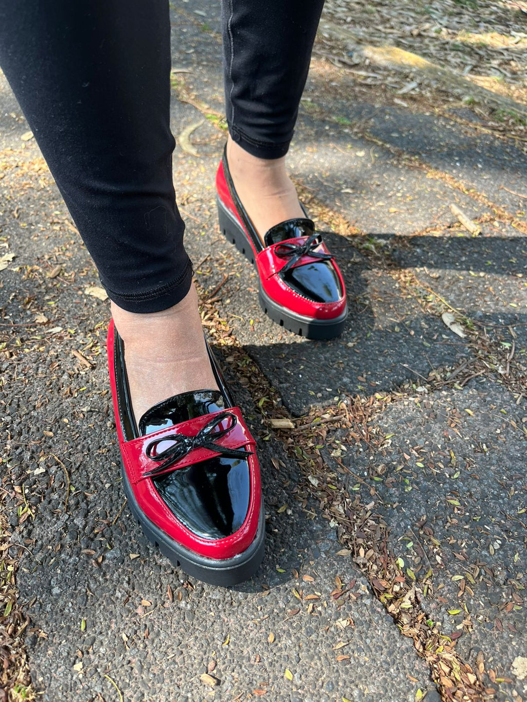 Mocasín 070 Rojo & Negro - Diseño Exclusivo!